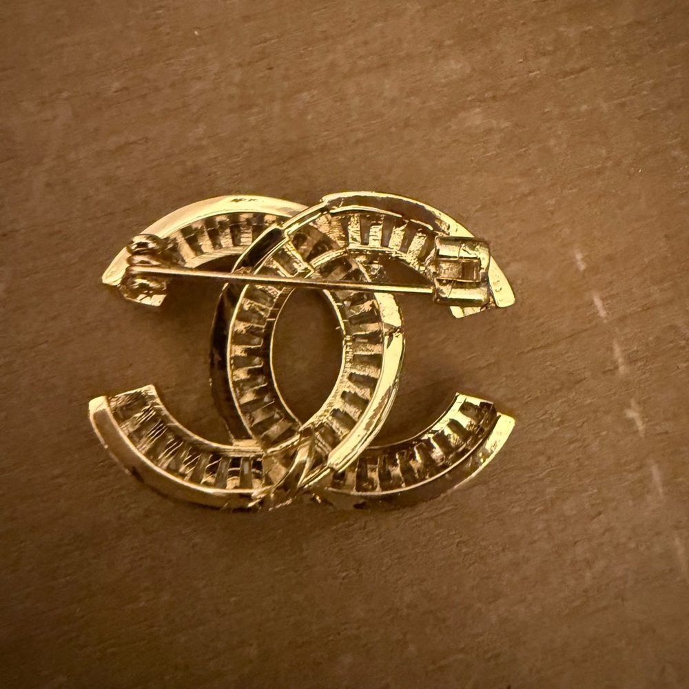 Gold Baguette Rhinestone CC Brooch / Pendant – Classic Statement Piece - Picture 3 of 7